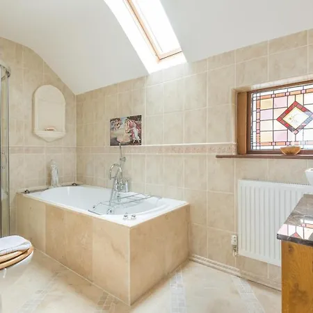 Fairholme Holiday home